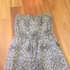 patterned strapless dress